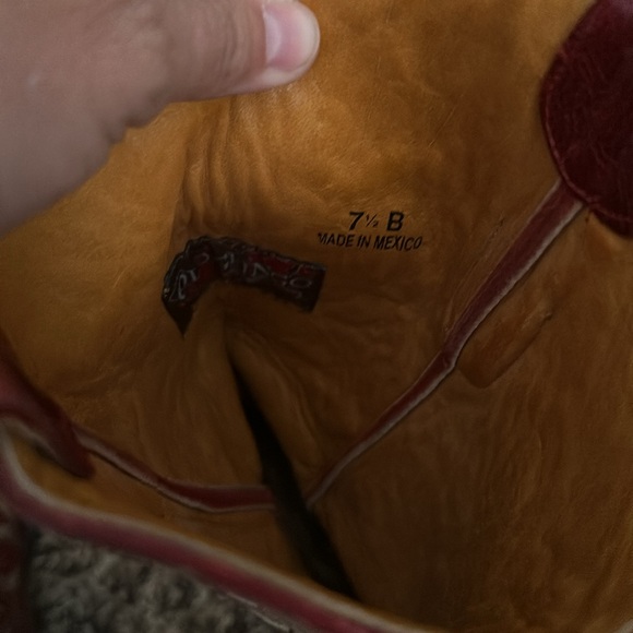 SZ: 7 1/2 B - Old Gringo Boots - Picture 6 of 12